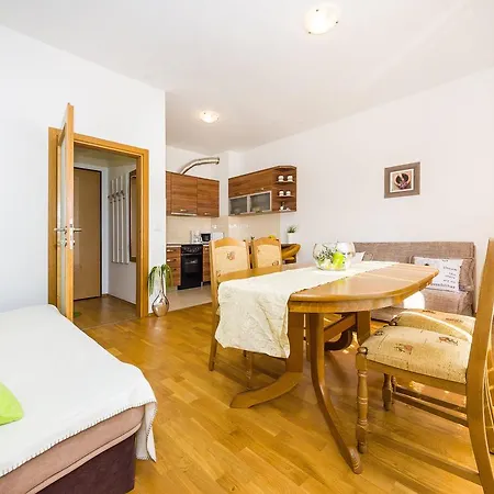 公寓 Populare Charming