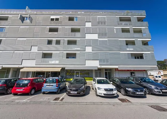 Apartment Populare Charming Zadar