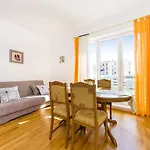 Апартаменти Populare Charming *