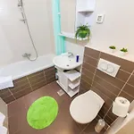 Апартаменти Populare Charming Задар
