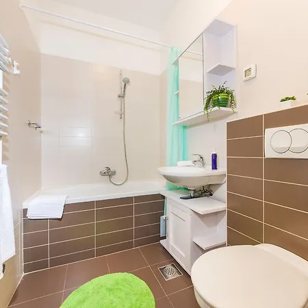 Apartamento Populare Charming
