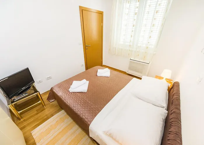 Apartament Populare Charming